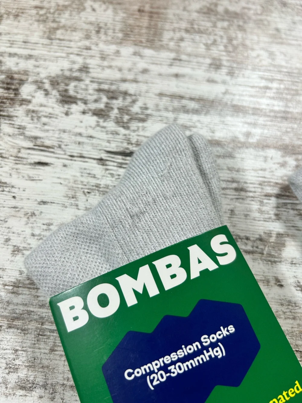 NWT lot (2) Bombas knee high mid weight compression (20-30) socks size large
